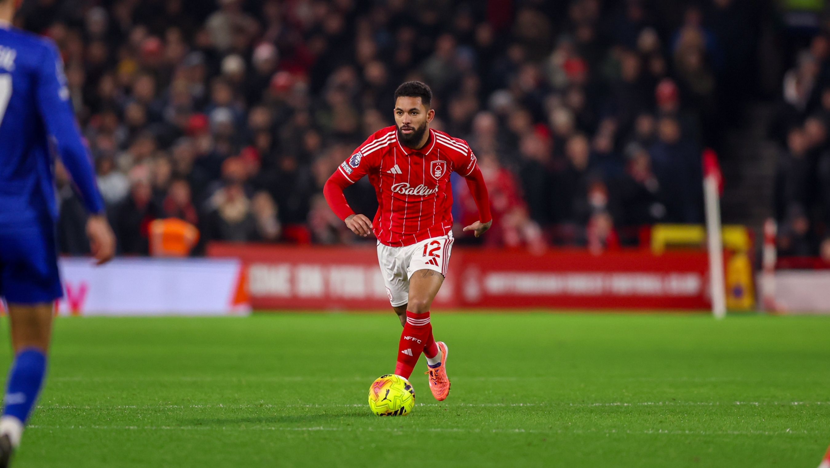 九游-罗马诺：切尔西与尤文商谈道格拉斯转会，只想租借且不愿强制买断