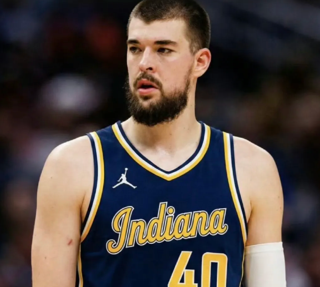 九游-洛城第一中锋离队！终于还是走了，伦纳德彻底单打！