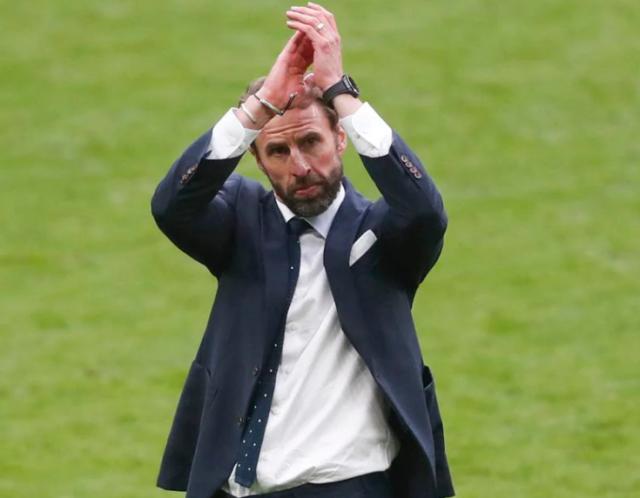 九游娱乐-赖斯：我们打脸了质疑 索斯盖特：把胜利献给球迷